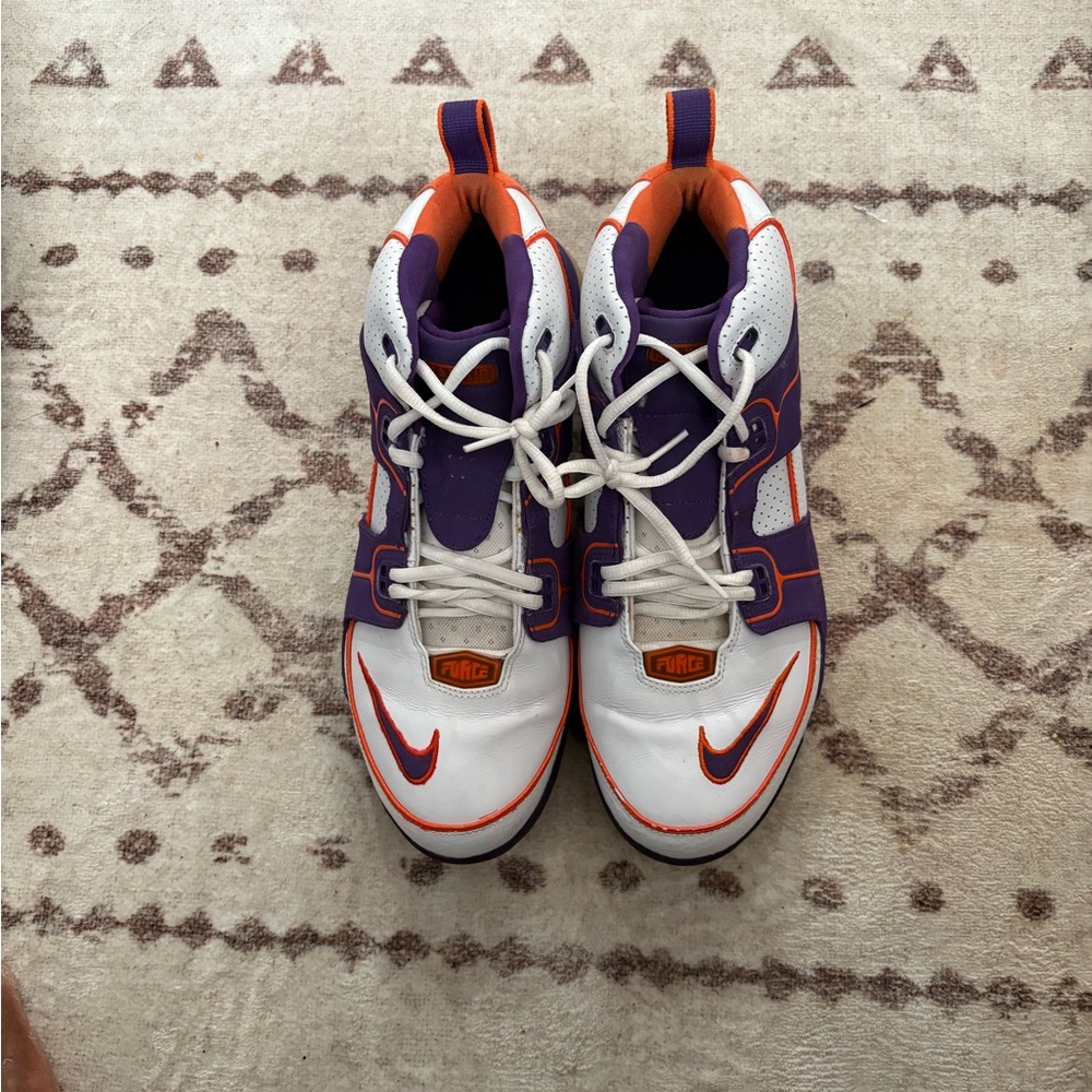Size 13 Airmax Force basketball shoes